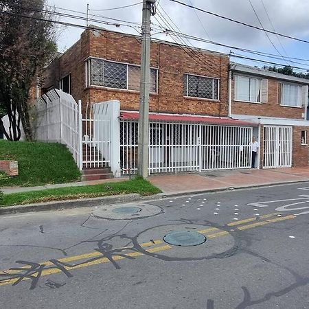 Apartamento Edificio Los Delfines ボゴタ エクステリア 写真